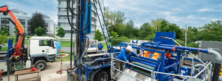 Geobohrung - side track Bohrung - im HKW Adlershof der BTB Blockheizkraftwerks- Träger-