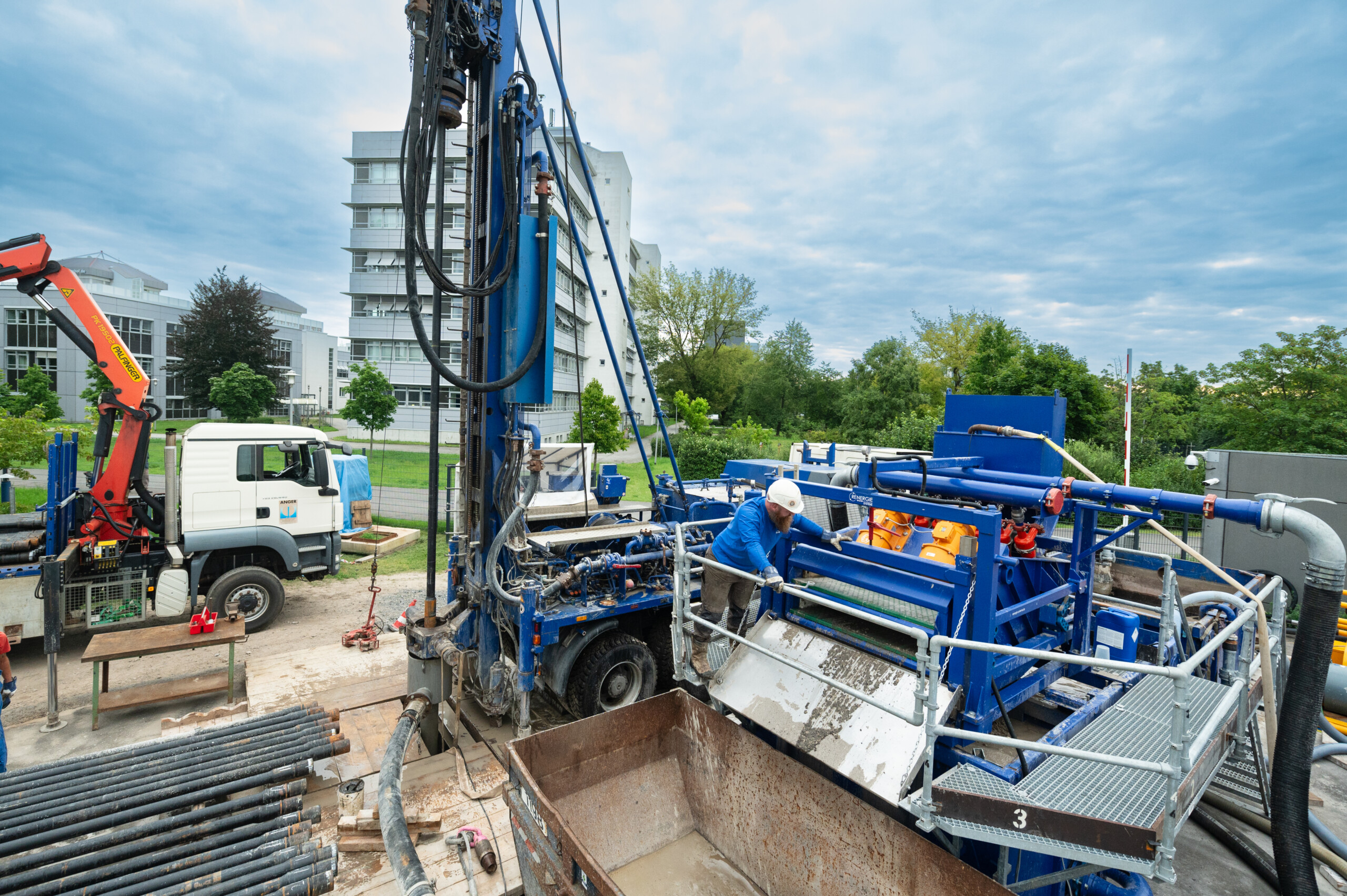Geobohrung - side track Bohrung - im HKW Adlershof der BTB Blockheizkraftwerks- Träger-